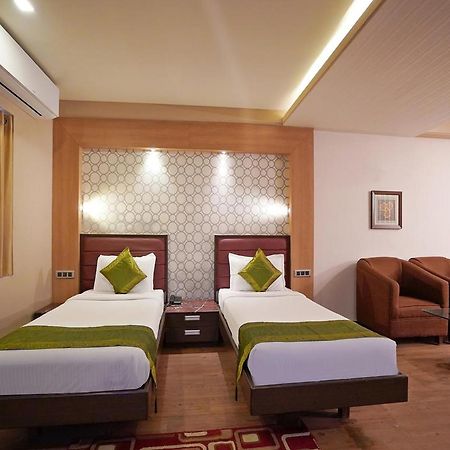Gold Coast Beach Resort Puri Esterno foto